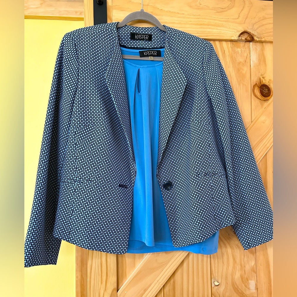 Kasper Blue Textured One-Button Blazer with Blouse EUC size L